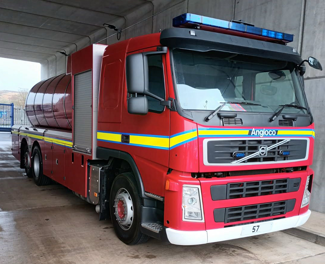 Volvo FM340 Year 2007 12,000L Water Carrier - Evems Limited - Good quality fire engines for sale
